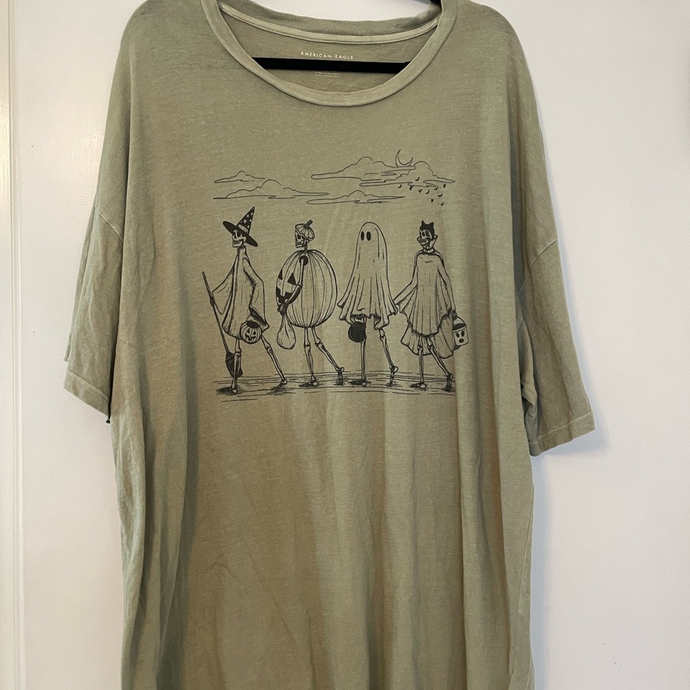 American Eagle Outfitters Olive Halloween Graphic Tee